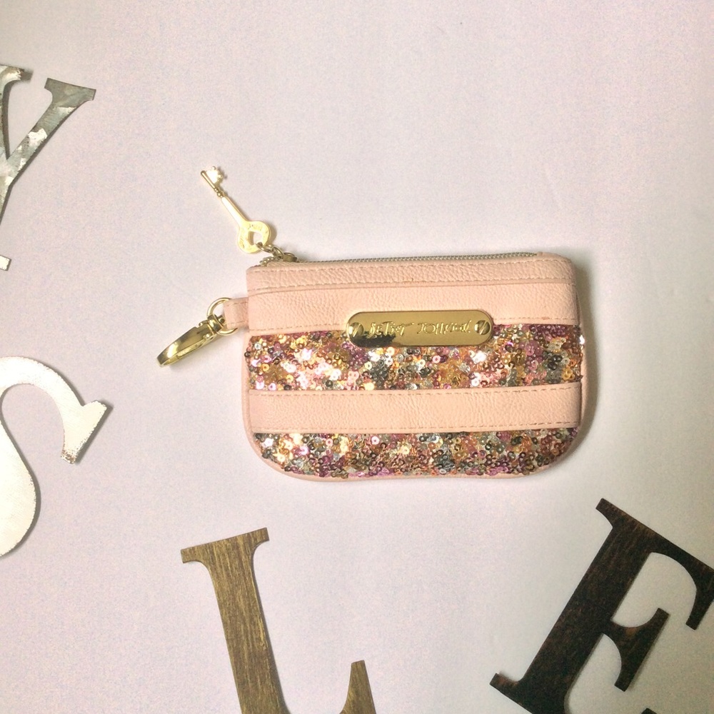 💗BETSEY JOHNSON coin and card holder💗